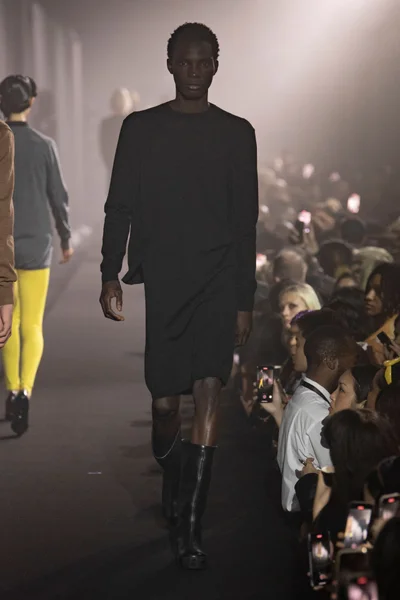 Look 42